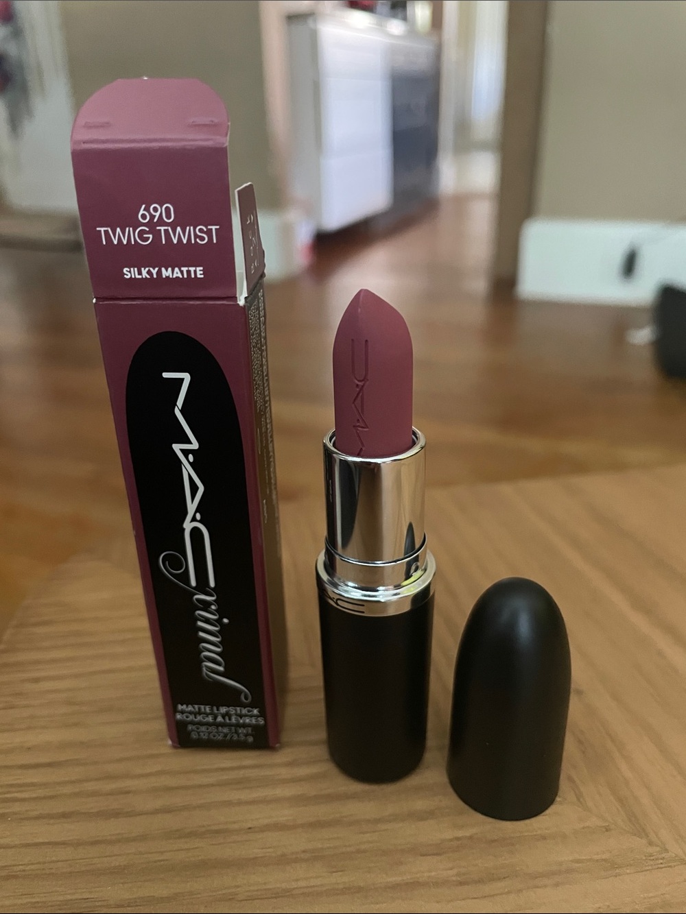 MAC Cosmetics Twig Twist 690 Silky Matte - Dusty Rose Mauve